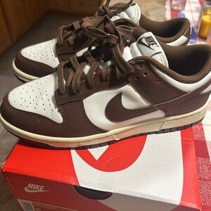 Women’s Nike dunks